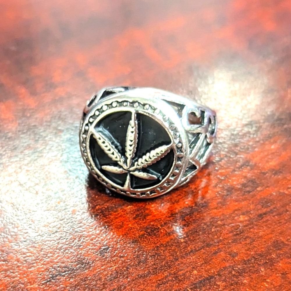 Leaf Ring